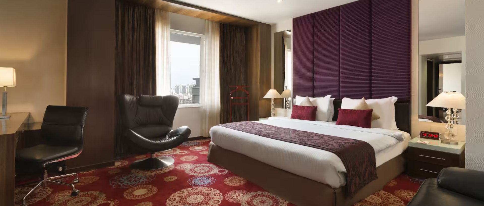 Ramada by Wyndham Image